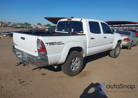 2014 Toyota Tacoma Double Cab z USA, uszkodzony, nr VIN 5TFLU4EN1EX106582